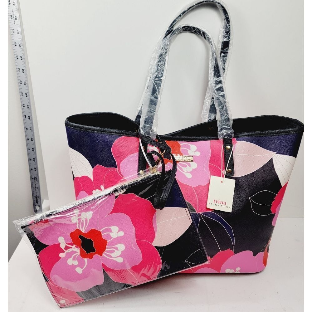 NWT Trina Turk Floral Printed Tote And Wallet Pouch